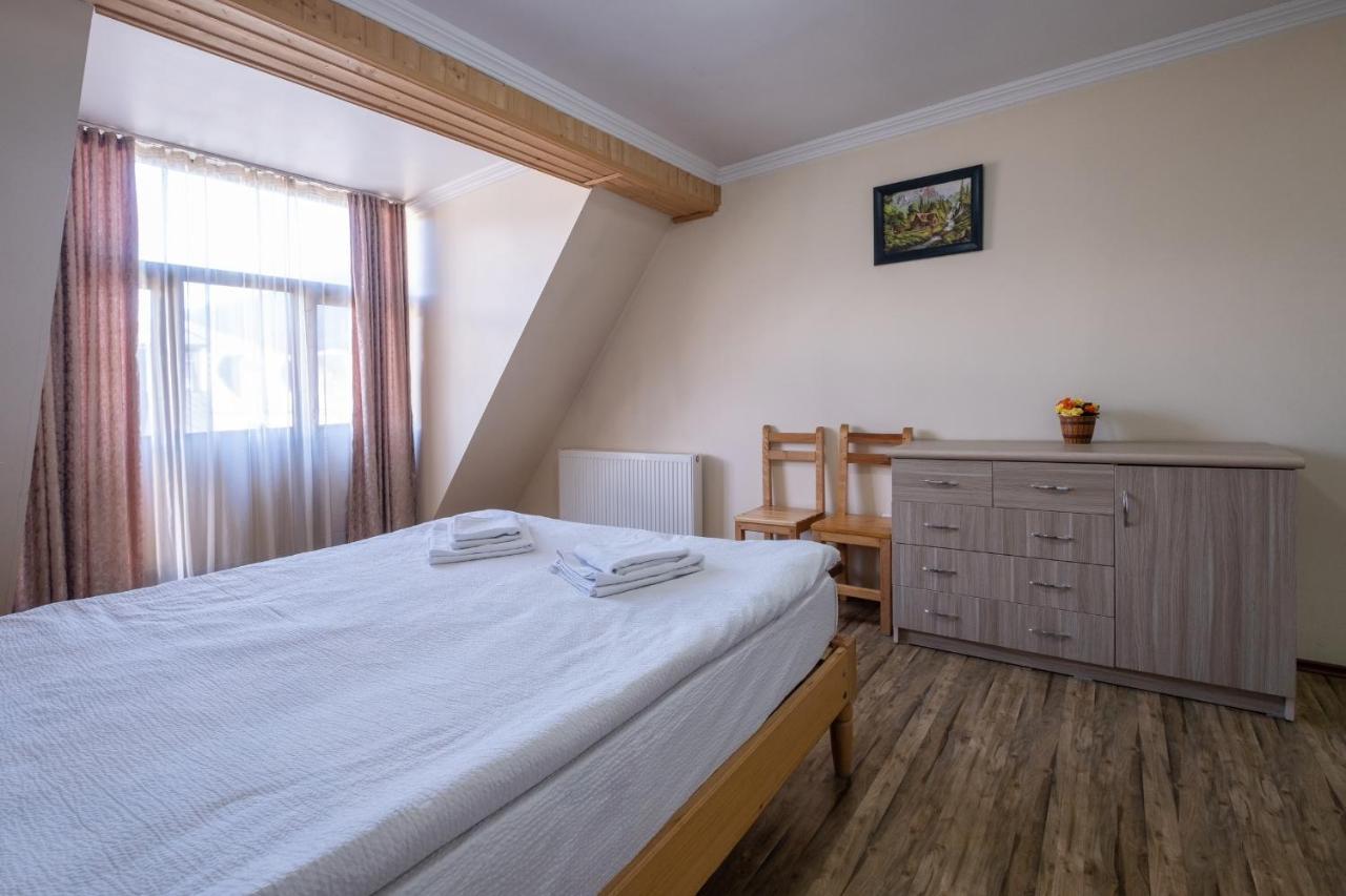 Mestiatour Guest House Esterno foto