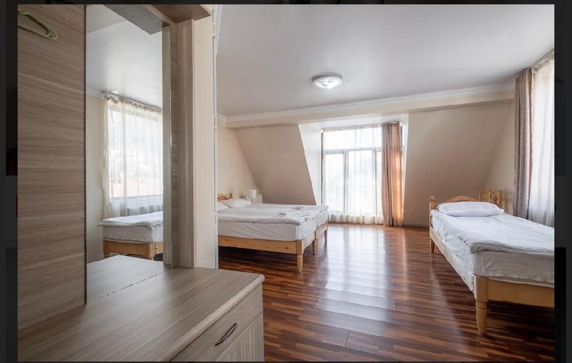 Mestiatour Guest House Esterno foto