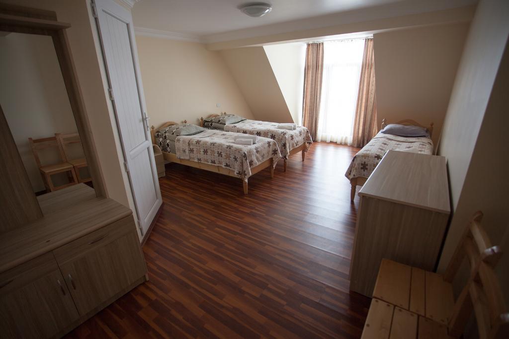 Mestiatour Guest House Esterno foto