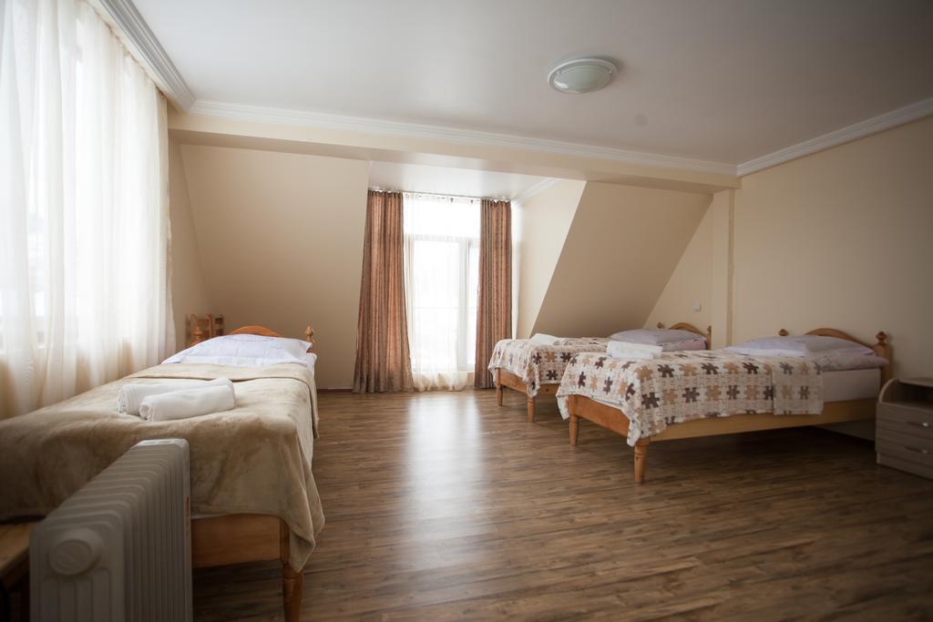 Mestiatour Guest House Esterno foto